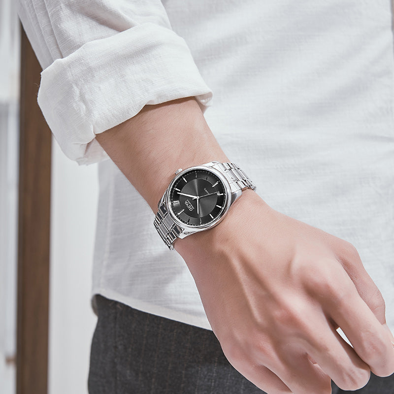 Classic Series - Quartz Watch G76057