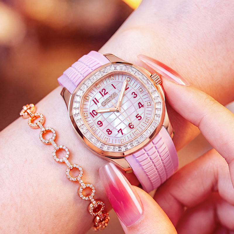 Women's Round Dial Quartz Watch - G76225