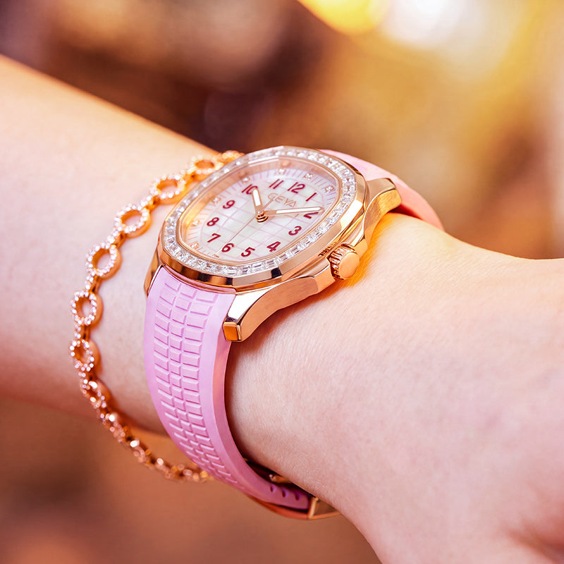 Women's Round Dial Quartz Watch - G76225